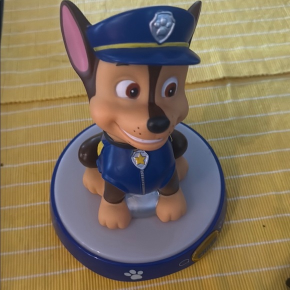 Paw Patrol Chase Talking Night Light - Picture 13 of 13